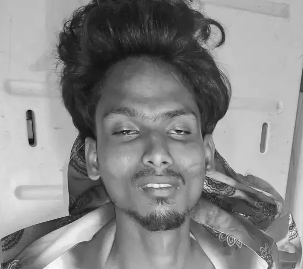 গাবতলীতে ছুরিকাঘাতে তরুণ রিকশাচালক নিহত, পরিচয় শনাক্ত হয়নি