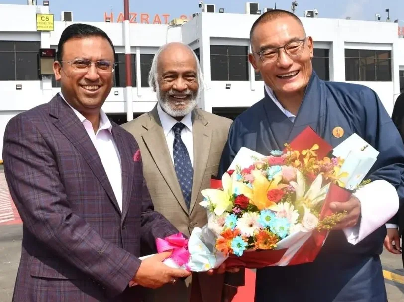 জার্মানি যাওয়ার পথে ঢাকায় ভুটানের প্রধানমন্ত্রী, দ্বিপক্ষীয় আলোচনা