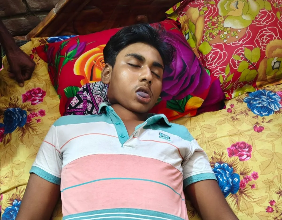বদলগাছীতে বিয়েতে পরিবারের অসম্মতি, ঘর থেকে কিশোরের মরদেহ উদ্ধার