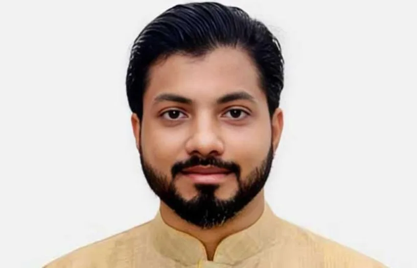 অস্ত্র হাতে অভিযানের জেরে ইশরাককে পদত্যাগের নির্দেশ প্রধানমন্ত্রীর