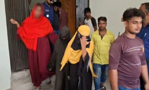 শরীয়তপুরে সরকারি গাড়ির চালকসহ চারজন থানায়, নারীর পাল্টা অভিযোগ