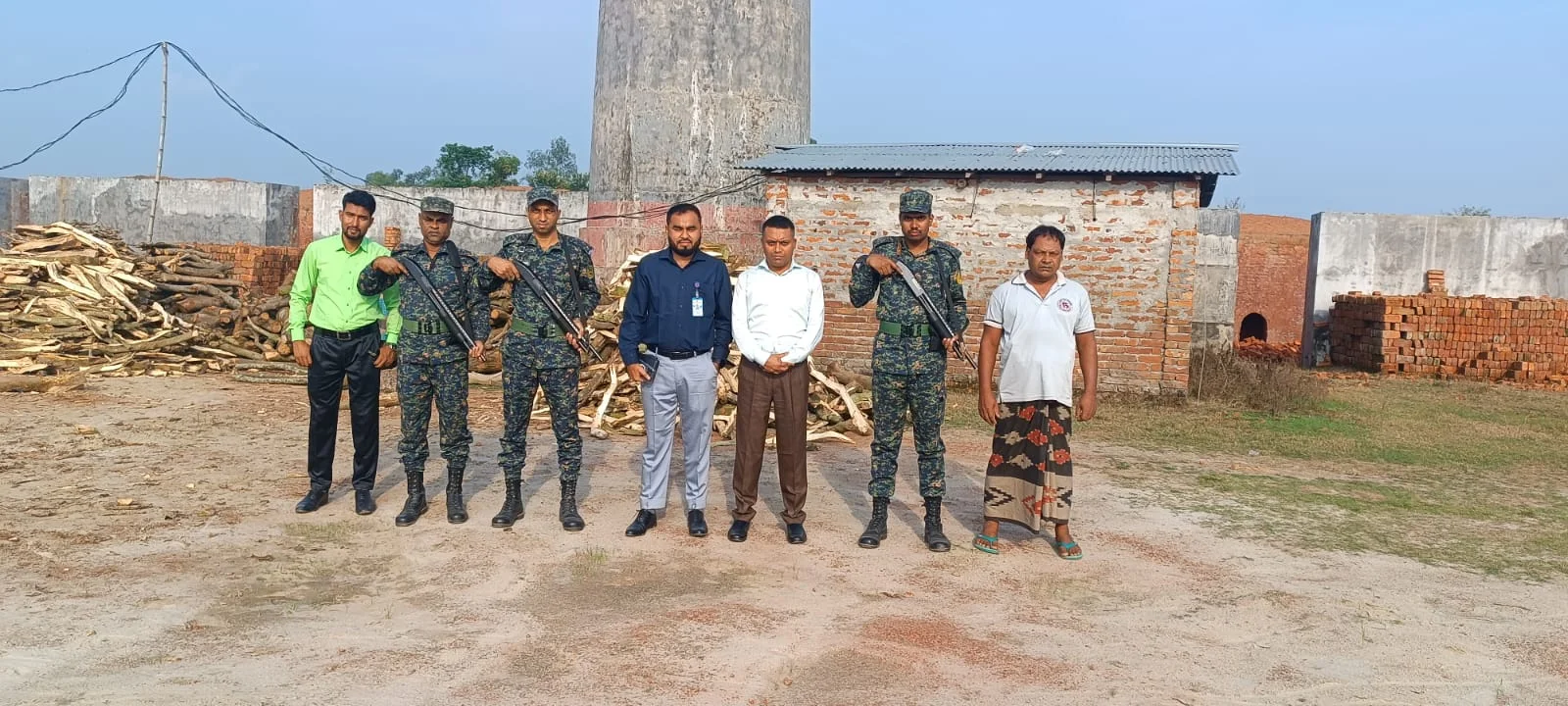 ধামইরহাটে অবৈধ ইটভাটায় অভিযান, লাখ টাকা জরিমানা