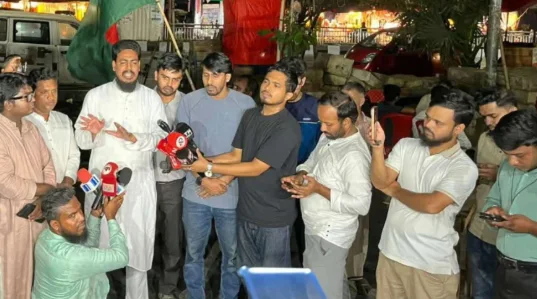 শাহবাগে রাজপথে এনসিপি, নাহিদ ও আখতারের উপস্থিতিতে গণবিক্ষোভ