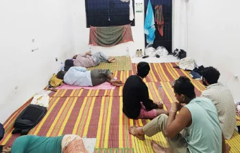 কম্বোডিয়ায় আটকে থাকা ৩০ বাংলাদেশির মঙ্গলবার দেশে ফেরার সময়সূচি