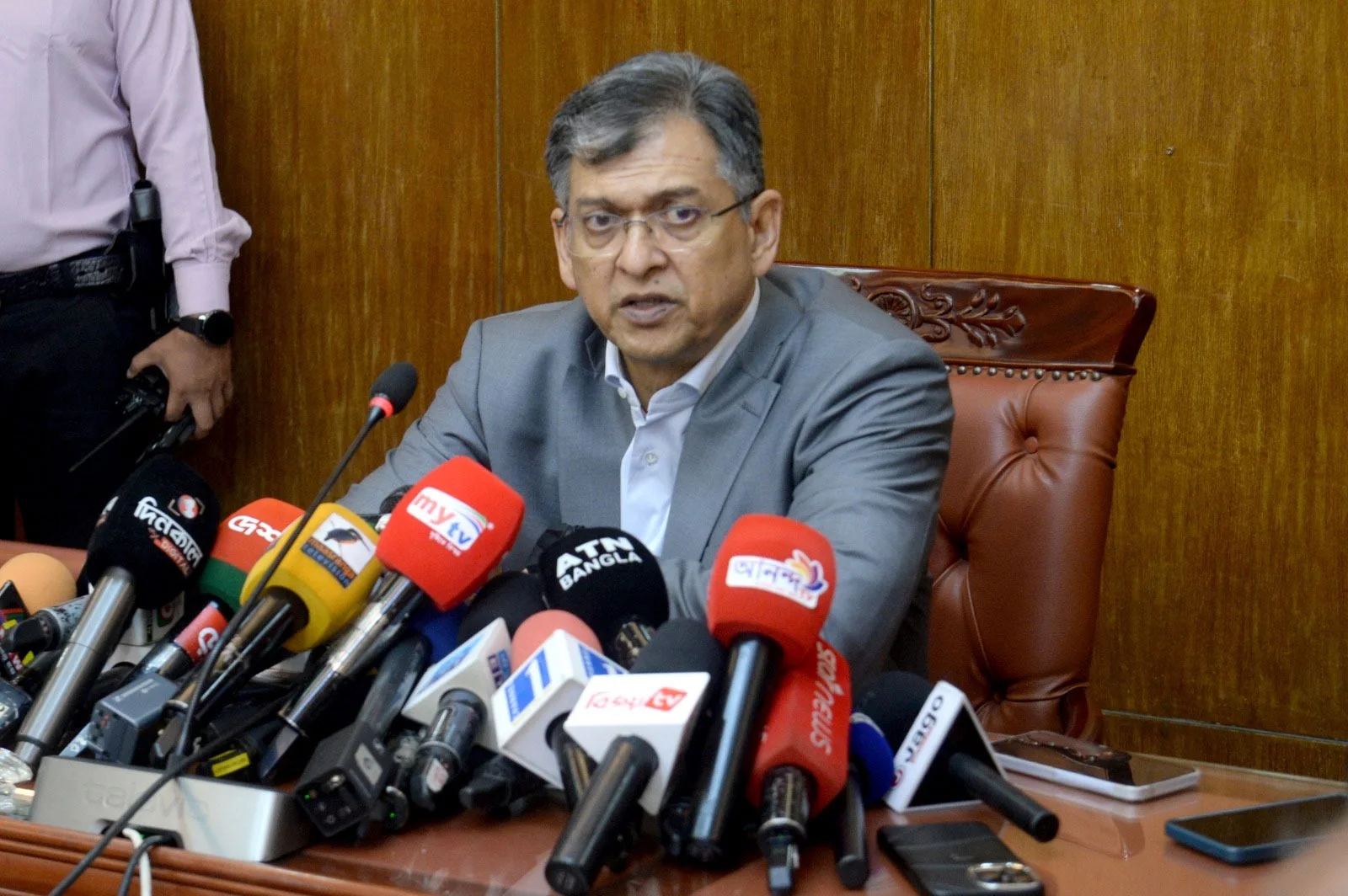 সারদার আদলে পুলিশ একাডেমি  হচ্ছে জঙ্গল সলিমপুরে: স্বরাষ্ট্রমন্ত্রী