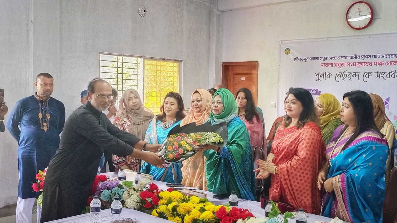 দৌলতপুরের পাবলা সবুজ সংঘ এলাকায় পুনাকের সুপেয় পানি প্রকল্প উদ্বোধন