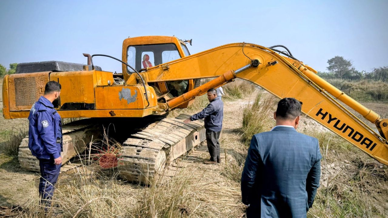 চরভদ্রাসনে অবৈধ ভেকু ধ্বংস, সাংবাদিকদের নামে মিথ্যা অভিযোগে বিব্রত সাংবাদিক সমাজ