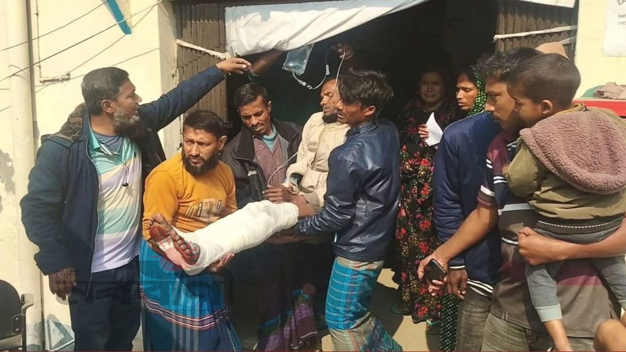 নড়াইলে প্রতিপক্ষের অতর্কিত হামলার অভিযোগ, আহত ৮