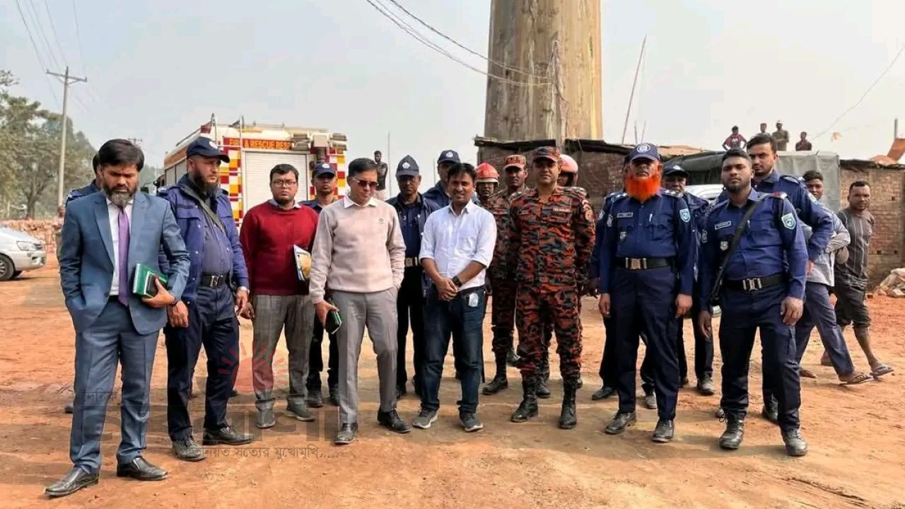 নীলফামারীর সৈয়দপুরে অবৈধ ইটভাটায় ভ্রাম্যমাণ অভিযান