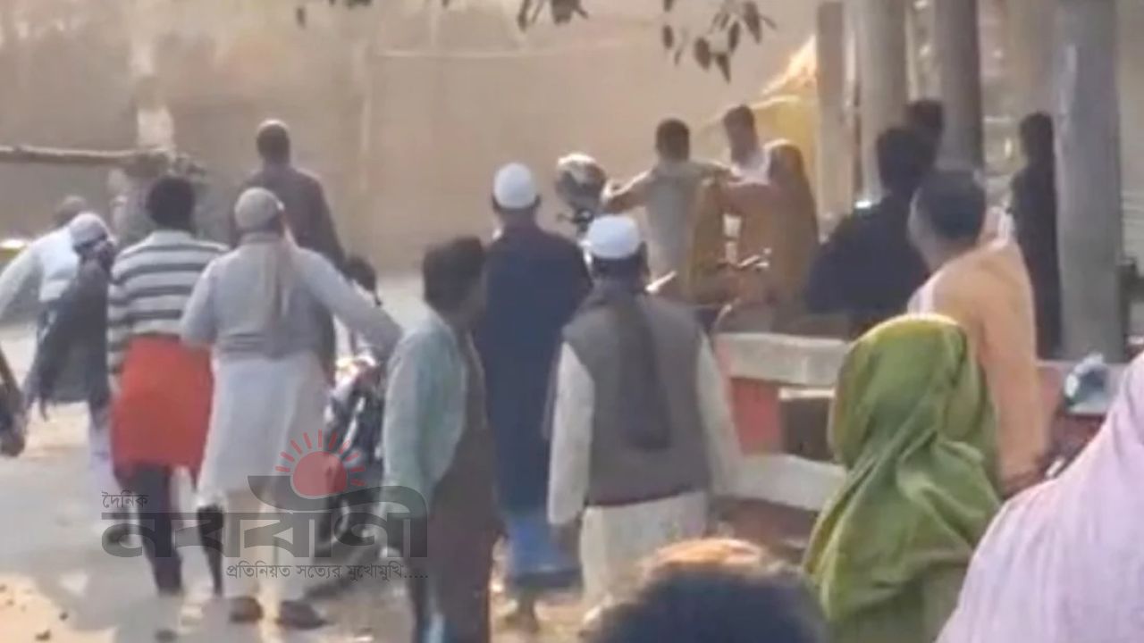 ভোট চাওয়া নিয়ে চুয়াডাঙ্গায় বিএনপি-জামায়াত সংঘর্ষ, নারীসহ আহত ১৫