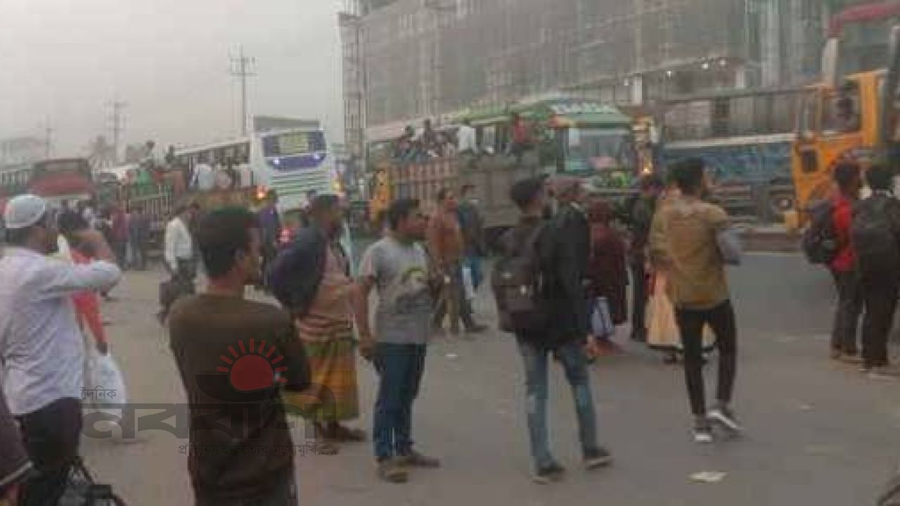 ঢাকা-টাঙ্গাইল মহাসড়গে নির্বাচনী হাওয়া  