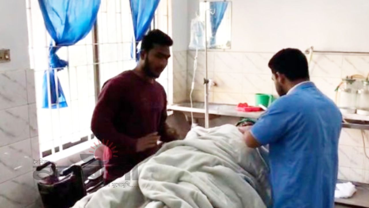 কিশোরগঞ্জে স্বতন্ত্র প্রার্থী সমর্থককে কুপিয়ে জখম