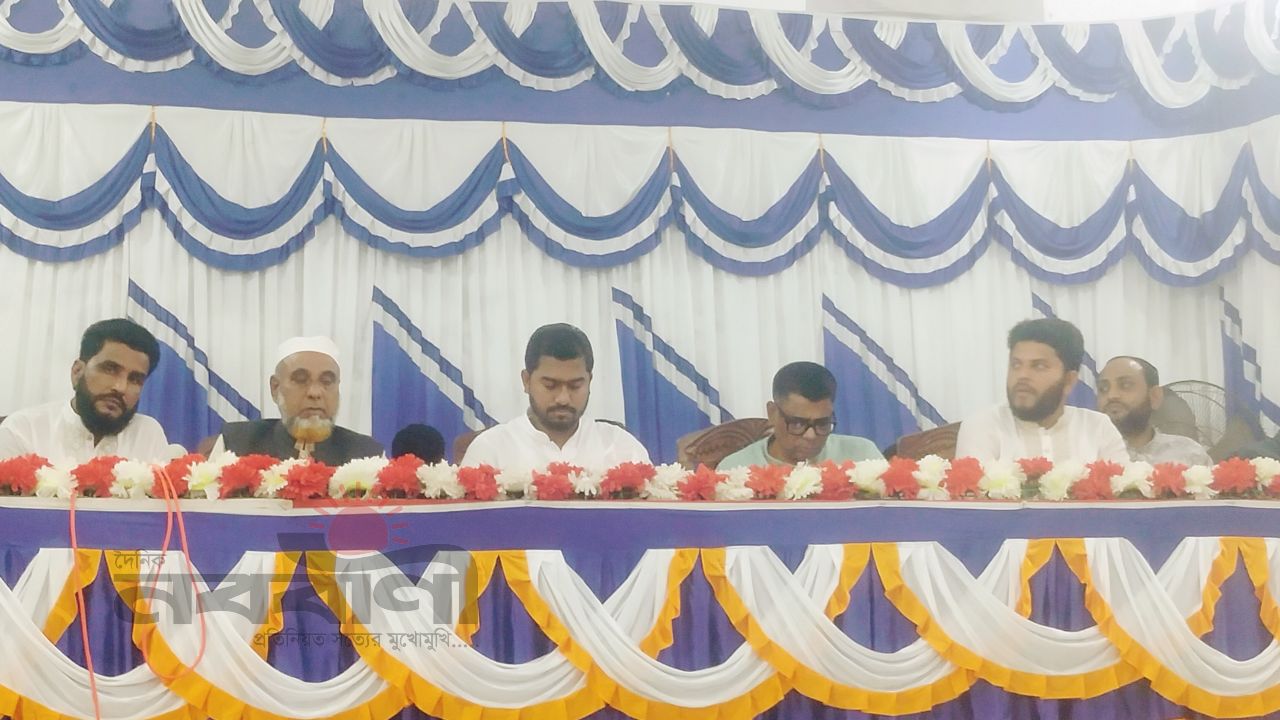 বর্তমান উত্তপ্ত পরিস্থিতিতে প্রবাসীদের জন্য জরুরি সেবা চালু : প্রতিমন্ত্রী নুরুল হক নূরের আশ্বাস