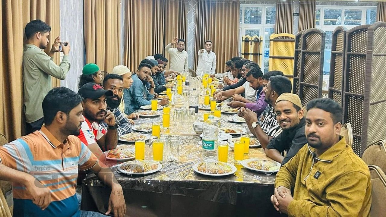 ওসমানীনগরে নিষিদ্ধ আ.লীগ-যুবলীগ নেতাকর্মীদের ইফতার, ব্যাপক সমালোচনা