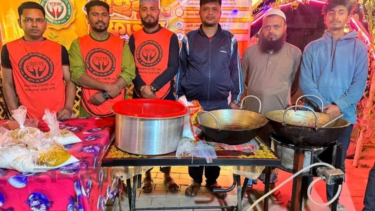 তোহফা- For Mankind উদ্যোগে চলছে মাসব্যাপী সেহরি ও ইফতার বিতরণ