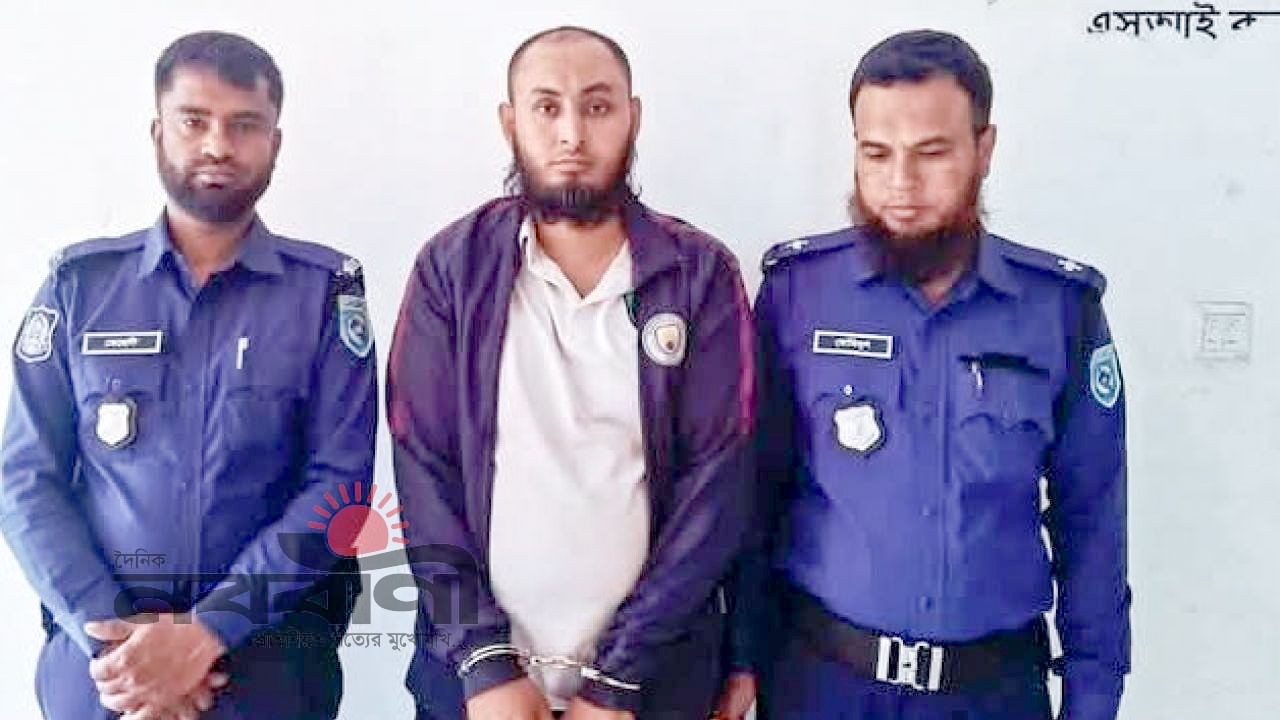 গোবিন্দগঞ্জে হানিট্র্যাপ অভিযোগে কিশোরীর বাড়ি ও দোকানে হামলা, ১৭ জনের নামে মামলা, গ্রেফতার ১