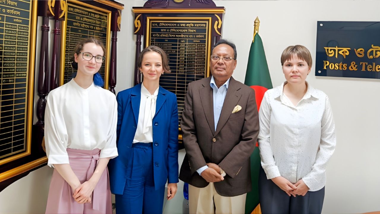 বিজ্ঞান ও প্রযুক্তিমন্ত্রী'র সঙ্গে রাশিয়ান হাউস পরিচালকের সৌজন্য বৈঠক: সহযোগিতা জোরদারে গুরুত্ব