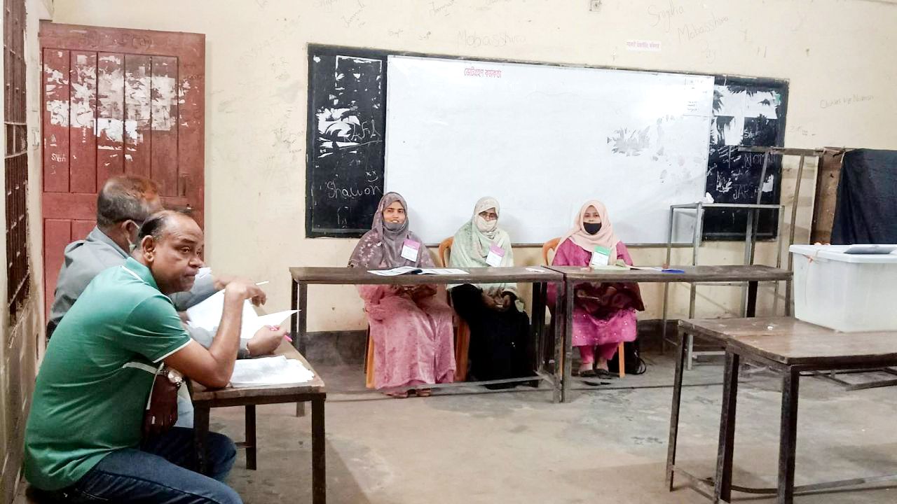 বগুড়া সদর-৬ উপনির্বাচনে দুপুর ১২টা পর্যন্ত ভোট পড়েছে প্রায় ১৮ শতাংশ