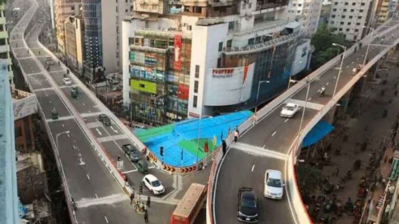 মৌচাক ফ্লাইওভার থেকে পোড়া মরদেহ উদ্ধার