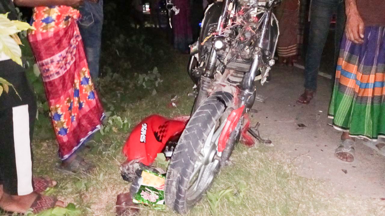 মুকসুদপুরে সড়ক দুর্ঘটনায় মোটরসাইকেল আরোহী নিহত