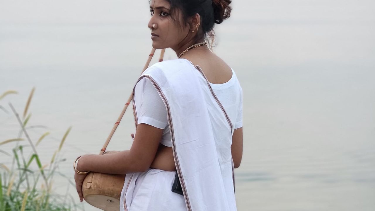 সুচনা শেলীর নতুন লোকসঙ্গীত ‘অবিশ্বাসের যন্ত্রণা’ মুক্তি পেয়েছে