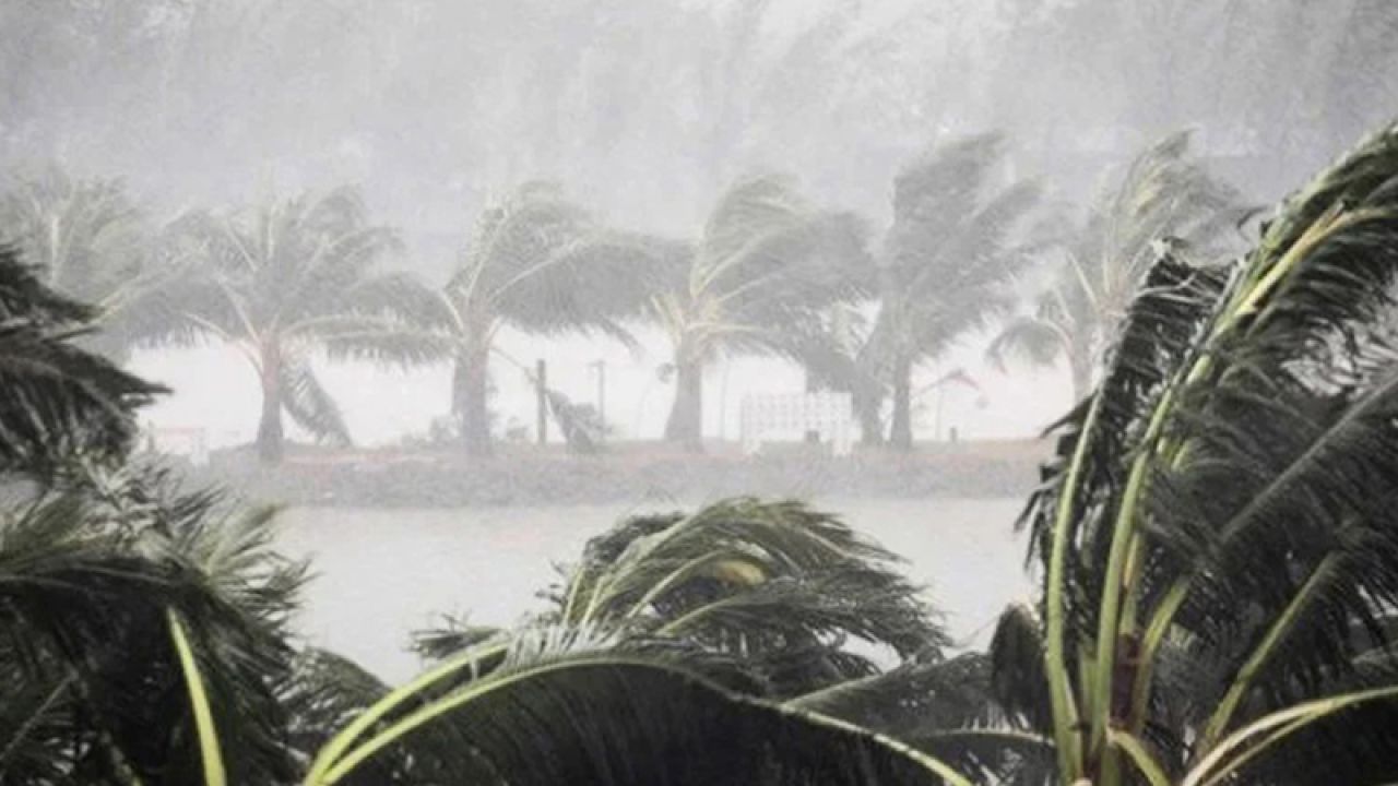 সকালের মধ্যেই ১৫ জেলায় ঝড়ের সতর্কতা