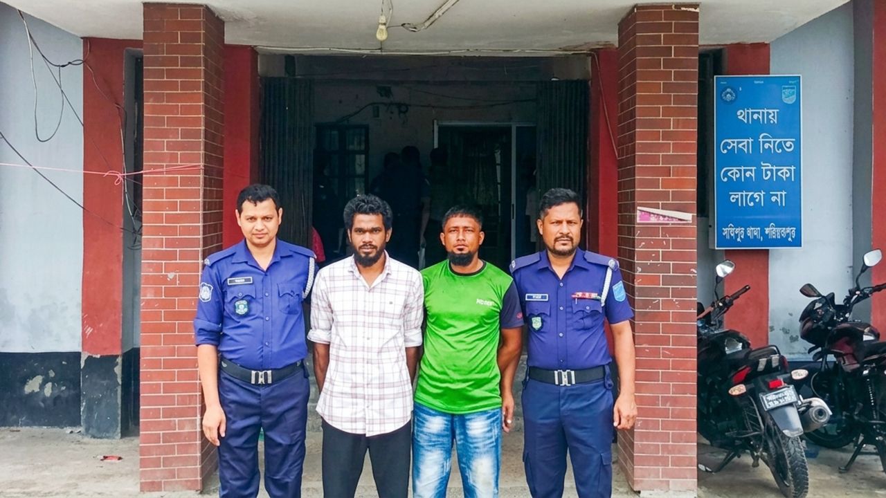 শরীয়তপুরে মাদকবিরোধী অভিযানে, ১১ পিস ইয়াবাসহ ২ জন গ্রেফতার