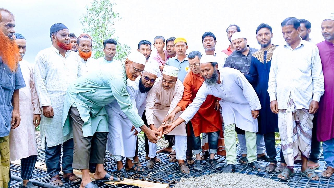 পলাশবাড়ী ছোট শিমুলতলা জামে মসজিদ