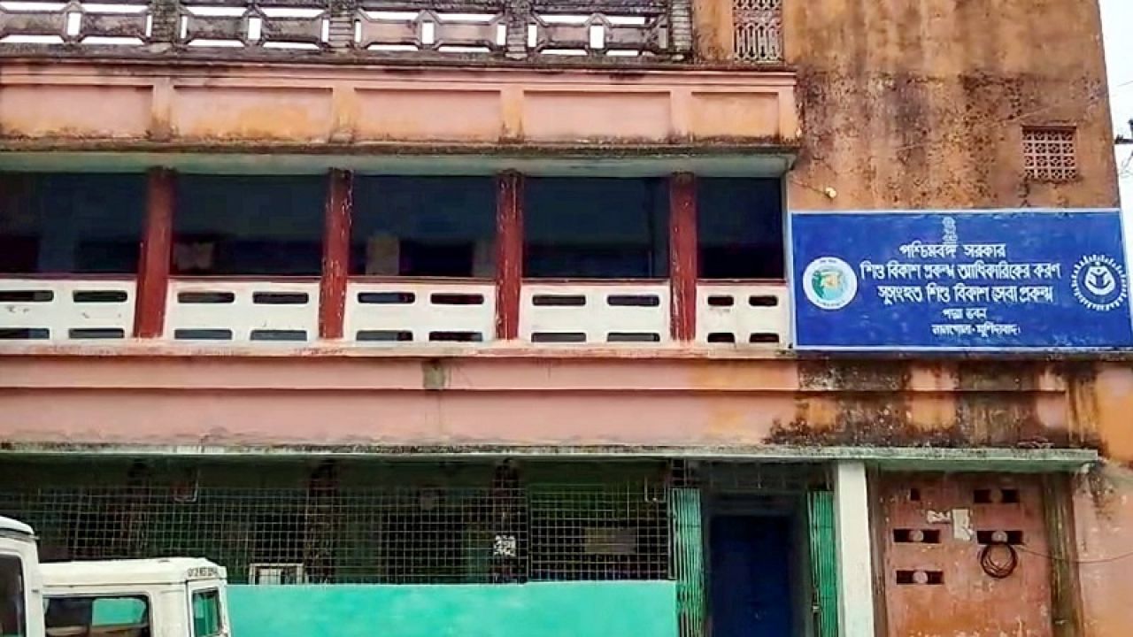 পশ্চিমবঙ্গে ৪০০ জনকে আটক করে হোল্ডিং সেন্টারে