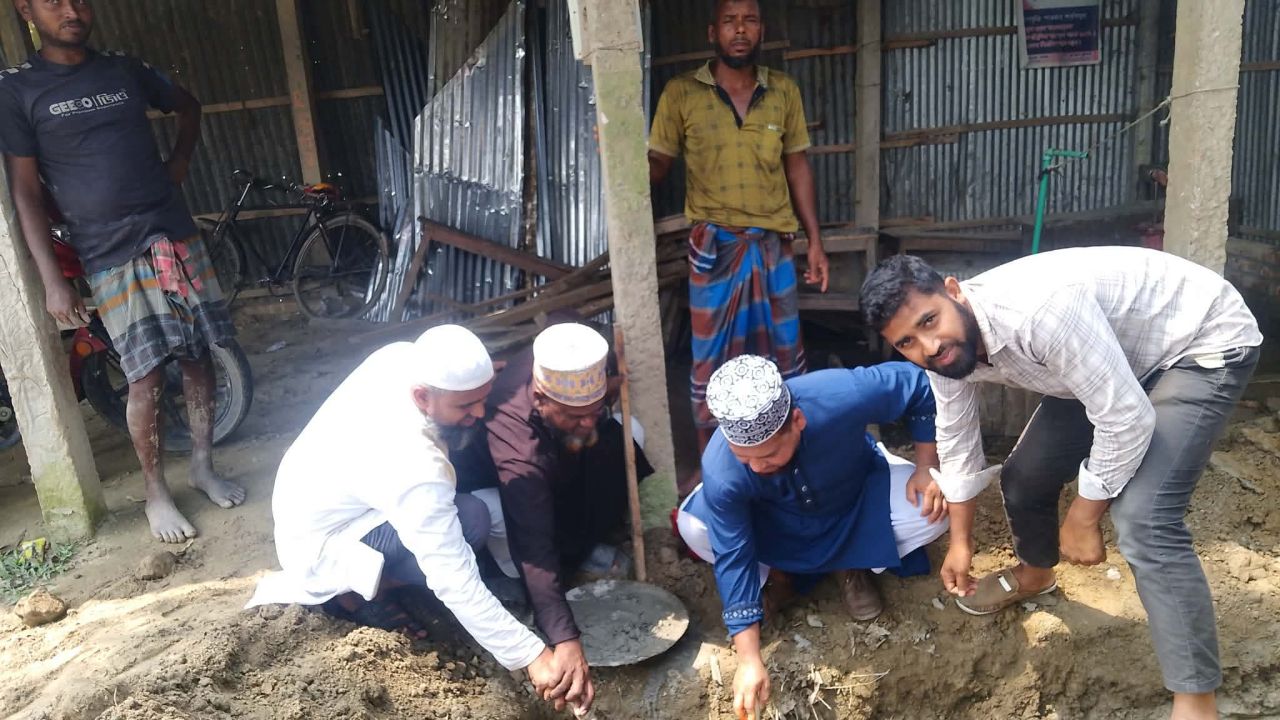 দেবীগঞ্জে আদর্শ শিক্ষাপ্রতিষ্ঠান গড়ার প্রত্যয়ে হাজী বছির উদ্দিন স্কুলের নতুন ভবনের যাত্রা