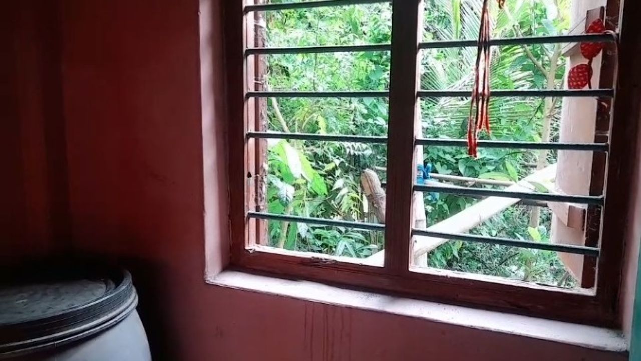 ভাঙ্গায় গভীর রাতে জানালার গ্রিল কেটে তরুণী অপহরণ, নগদ অর্থ ও স্বর্ণালঙ্কার লুট