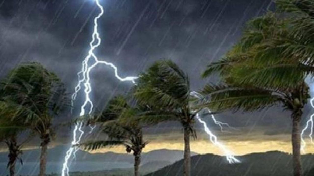ঘোড়াঘাটে মাঠে কাজ করার সময় বজ্রপাতে যুবকের মৃত্যু