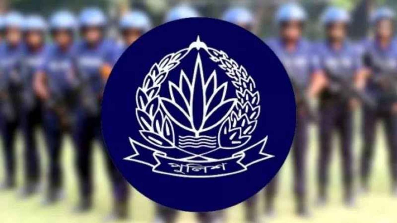 ‘রাতের ভোট’-এর ছায়া, চাকরির ইতি ৩৩ পুলিশ কর্মকর্তার