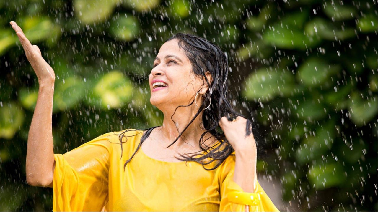 বৃষ্টির পানিতে ভিজলেই কি ঘামাচি সেরে যায়?