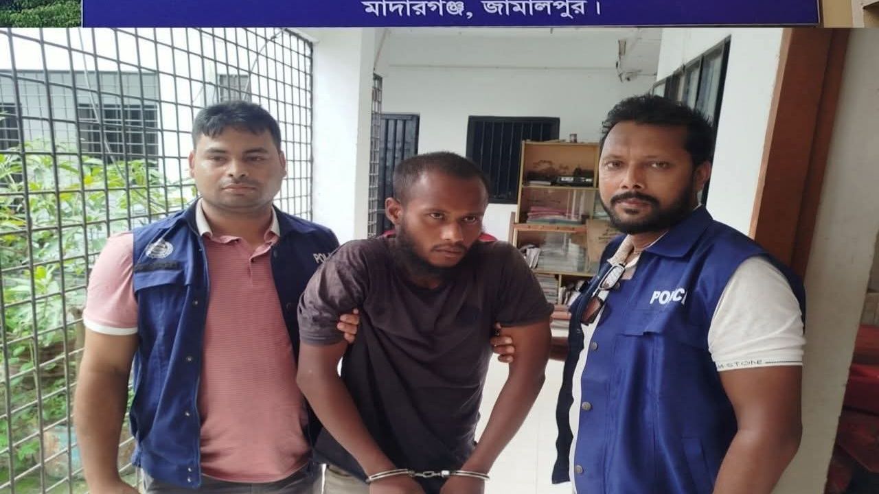 মাদারগঞ্জে ৫ বছরের শিশুকে ধর্ষণের অভিযোগে যুবক আটক