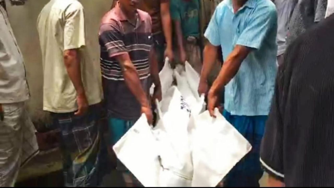 হাটহাজারীতে দুই কিশোরের অস্বাভাবিক মৃত্যু, এলাকায় শোকের ছায়া