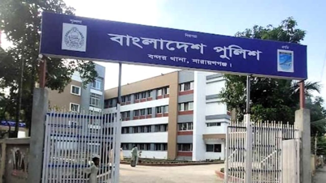 বন্দরে তরুণীর ঝুলন্ত মরদেহ উদ্ধার, মৃত্যুর কারণ জানতে তদন্ত শুরু