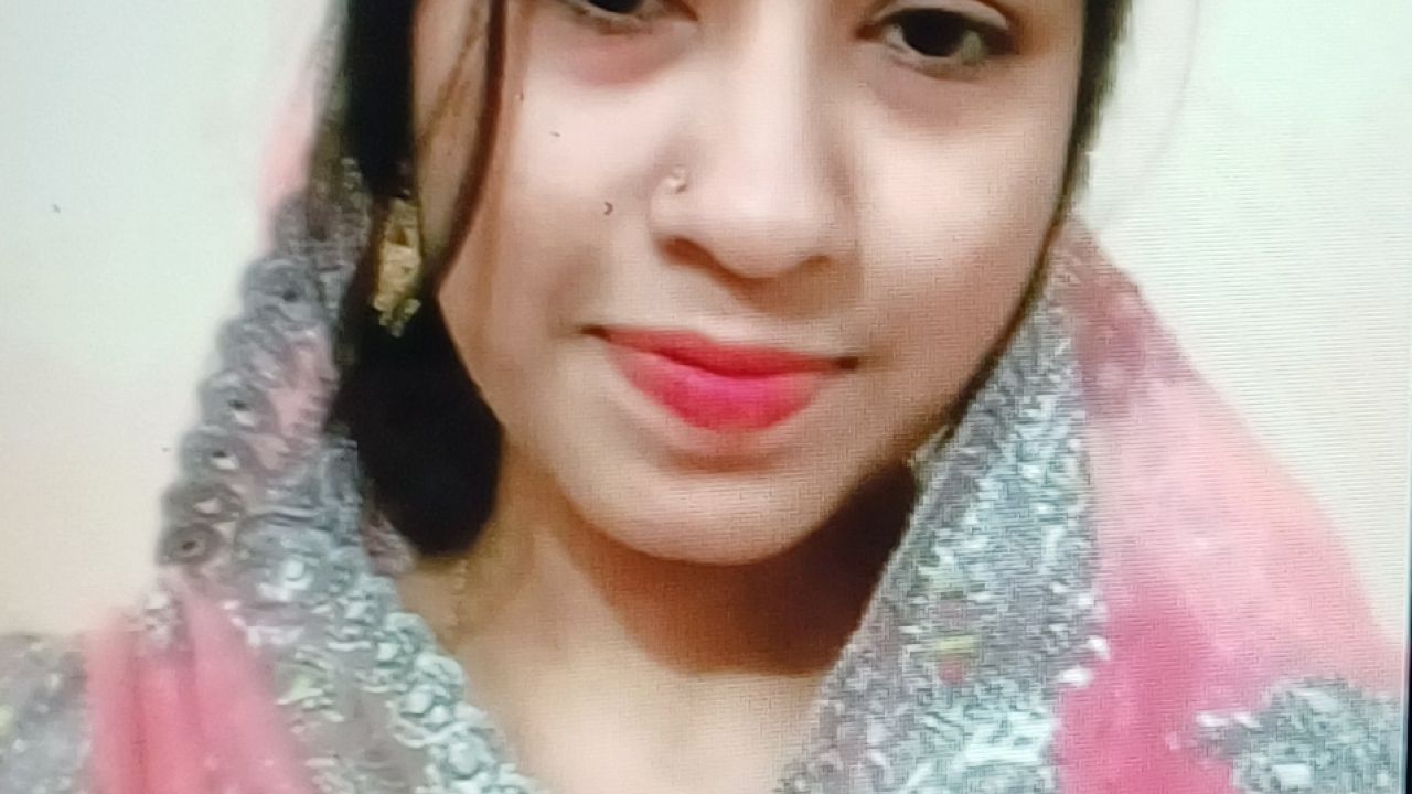হাটহাজারীতে গৃহবধূর ঝুলন্ত মরদেহ উদ্ধার, শ্বশুরবাড়ির কয়েকজনকে জিজ্ঞাসাবাদ