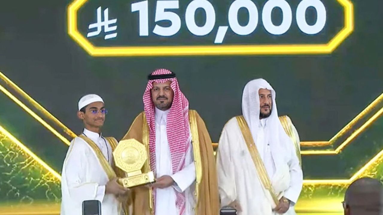 বাংলাদেশের হাফেজ জাকারিয়ার বিশ্বজয়