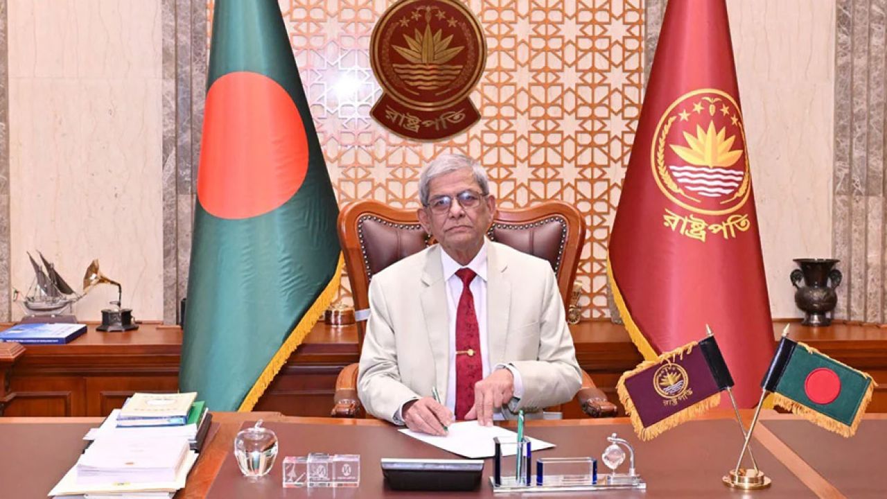 রাষ্ট্রীয় দায়িত্ব পালনে সম্পূর্ণ দলনিরপেক্ষভাবে কাজ করব: রাষ্ট্রপতি