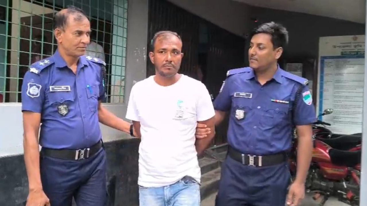 সাংবাদিক পরিচয়ে চাঁদাবাজি, আলমডাঙ্গায় ভূয়া সাংবাদিককে ১৫ দিনের কারাদণ্ড