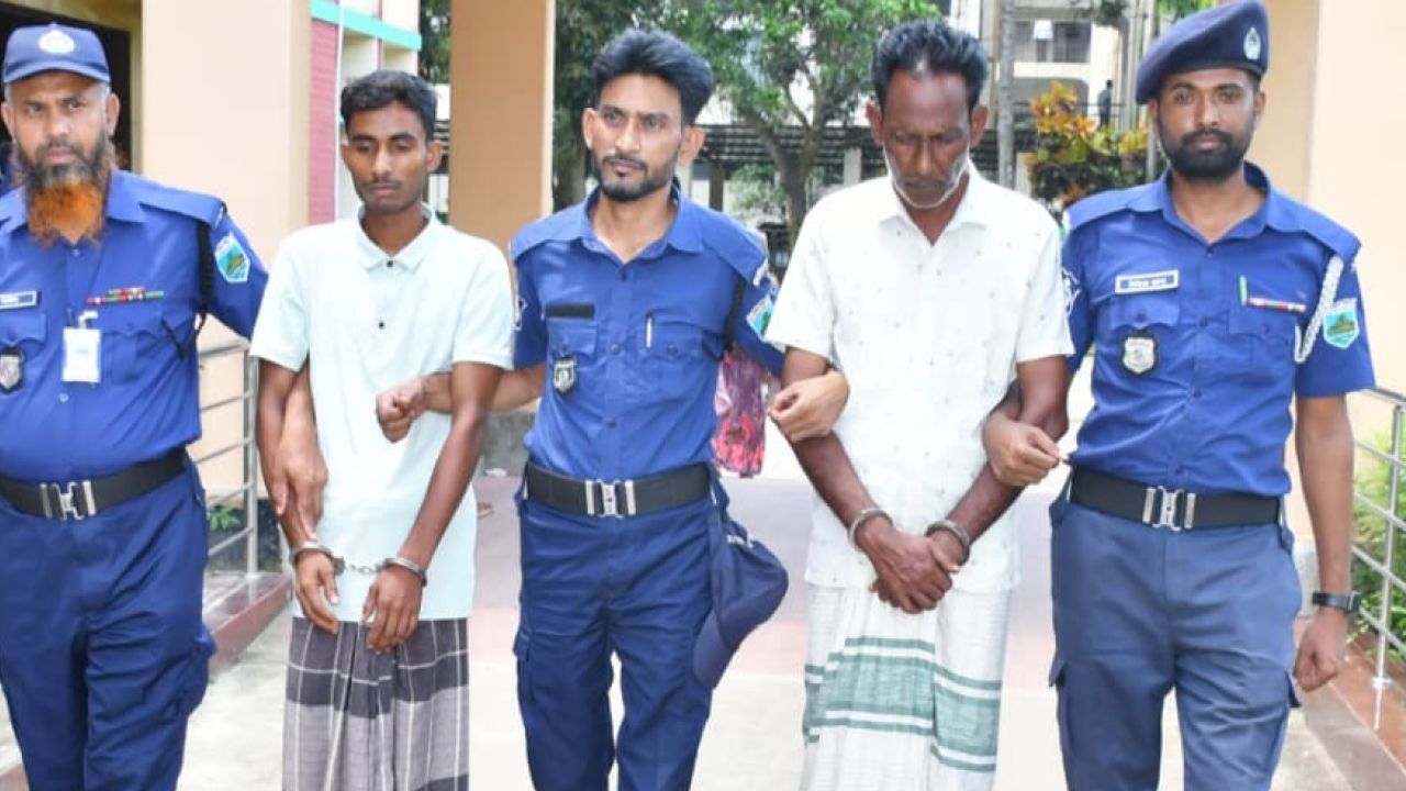 ধামইরহাটে নারীকে হত্যা করে লাশে আগুন: ২৪ ঘণ্টায় সাবেক মেম্বারসহ গ্রেপ্তার ২
