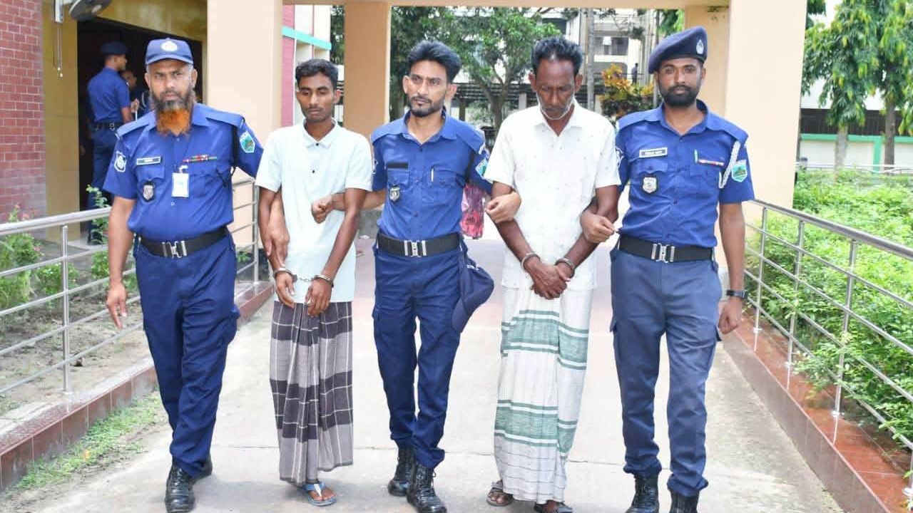 নওগাঁয় মেরিনা বেগম হত্যা: ১২ ঘণ্টার মধ্যে দুই আসামি গ্রেপ্তার
