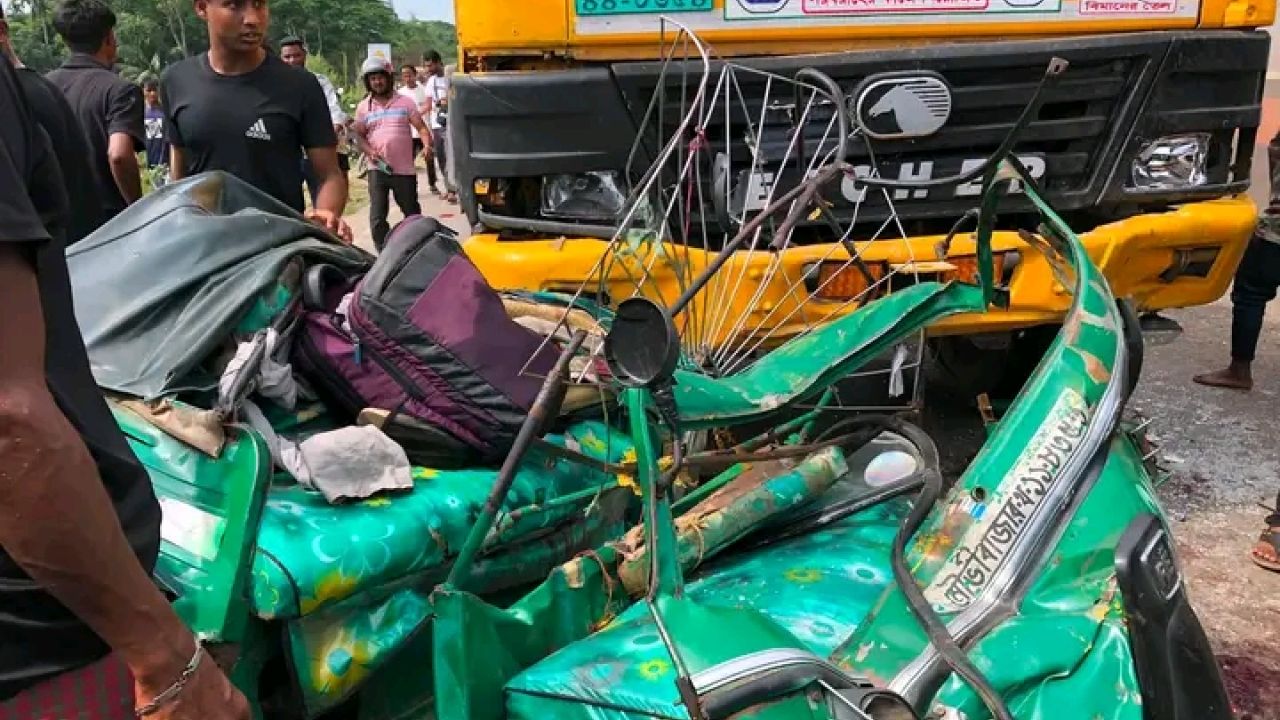 সিলেটের ওসমানীনগরে ট্রাক ও সিএনজিচালিত অটোরিকশার মুখোমুখি সংঘর্ষে নিহত ৪