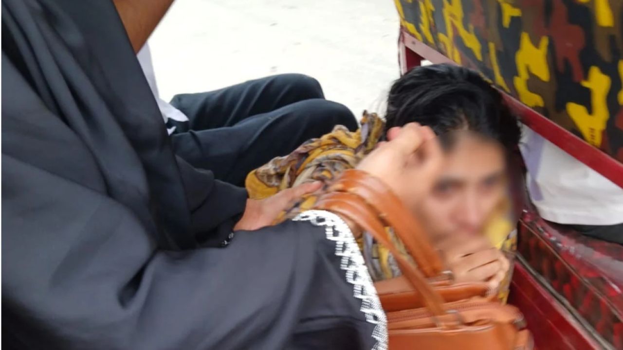 আদমজী ইপিজেডে টানা ২য় দিন শ্রমিকদের অসুস্থতা, কারখানা ছুটি