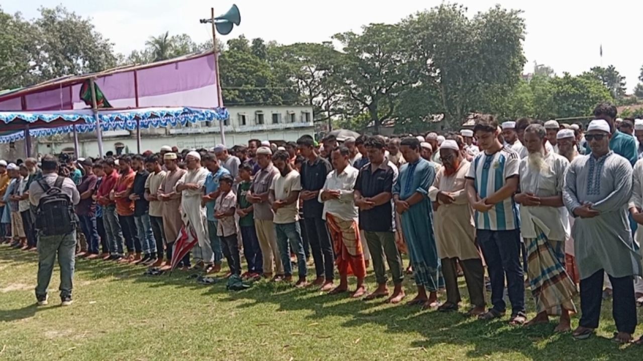 সৌদি আরবে নিহত আত্রাইয়ের ৭ যুবকের জানাজা সম্পন্ন, পরিবারের কাছে মরদেহ হস্তান্তর