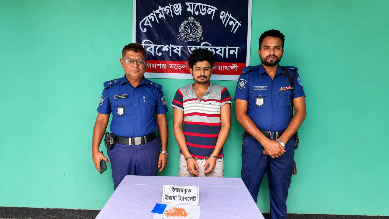 নোয়াখালীতে মাদকের বিরুদ্ধে পুলিশের সাঁড়াশি অভিযান, গ্রেপ্তার ২১ ‎