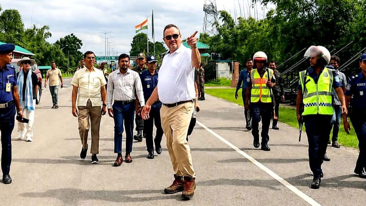 ভারত-বাংলাদেশ সীমান্ত পরিদর্শনে মার্কিন রাষ্ট্রদূত