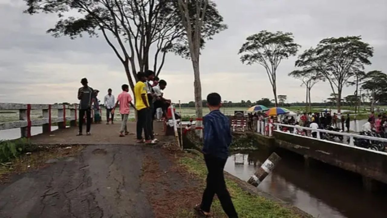 ভুড়ভুড়ি বিলকে ঘিরে বাড়ছে পর্যটকদের আনাগোনা, সম্ভাবনার নতুন দুয়ার ‘জোড়া ব্রিজ’