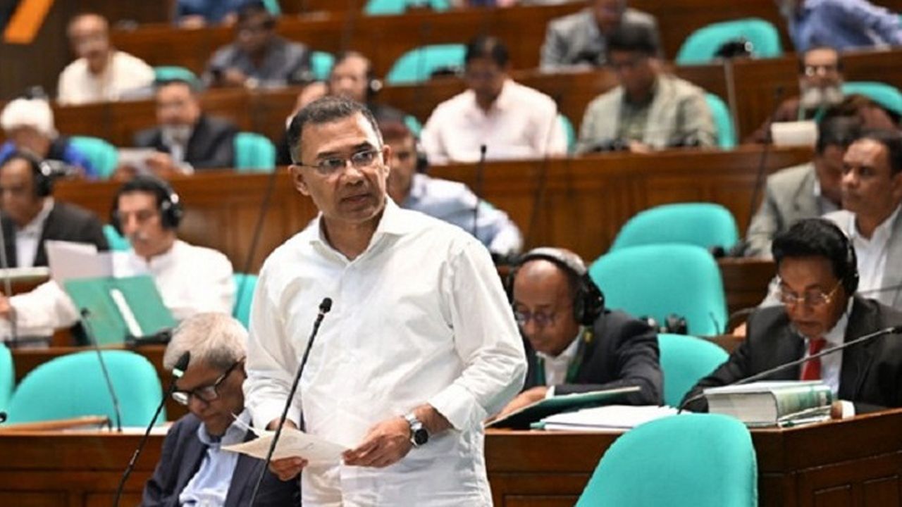 ছয় কওমি শিক্ষা বোর্ডের সনদে চাকরির সুযোগ, জানালেন প্রধানমন্ত্রী
